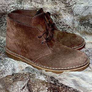 Clarks Bushacre Brown Suede Boots - Men’s size 8